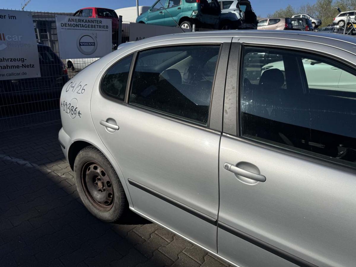 Seat Leon 1M original T&uuml;r hinten rechts LS7N Gris Artico Rohbau Bj.2000